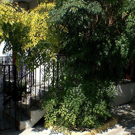ヴォロスHouse Inside Gardenアパートメント エクステリア 写真